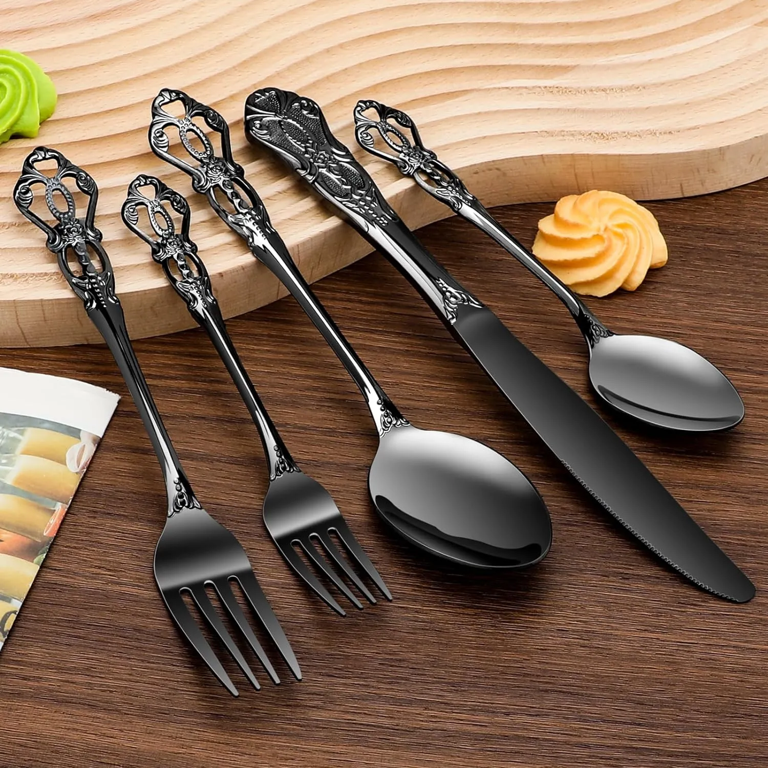 Black Retro Stainless Steel  Flatware Set