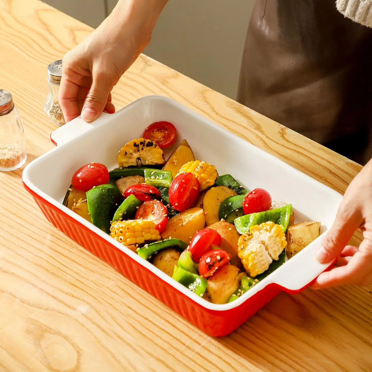 Ceramic Baking Dishes with Handle