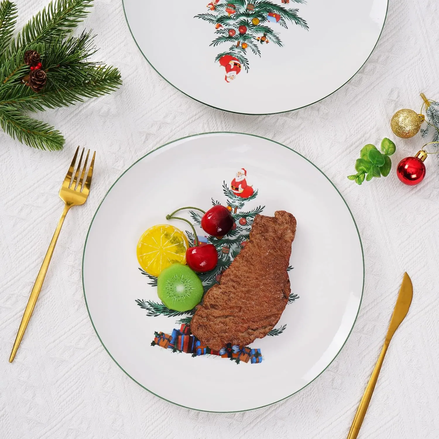 Porcelain Christmas Dinner Plates